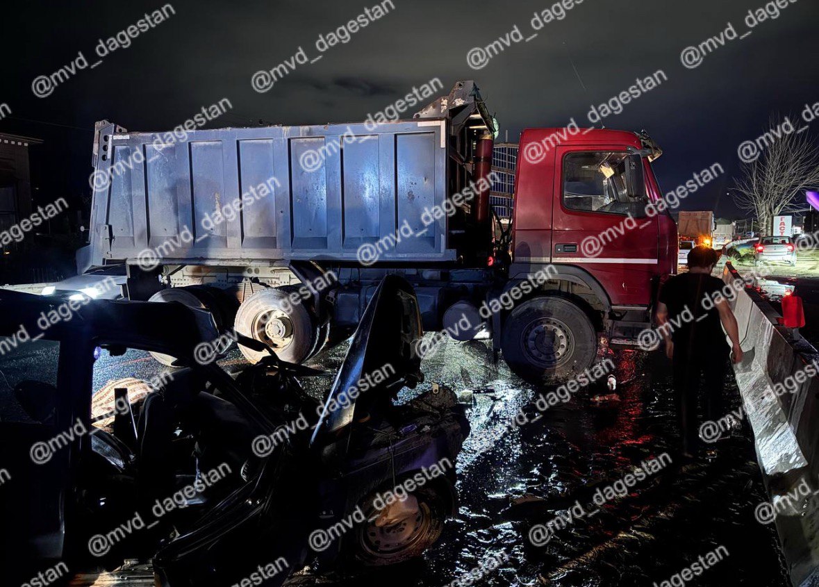 Смертельная авария с участием грузовика произошла в пригороде Махачкалы