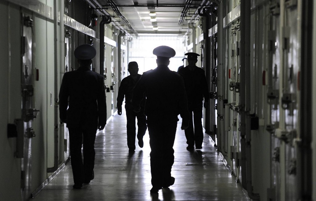 В России ввели пожизненное заключение за склонение подростков к диверсиям