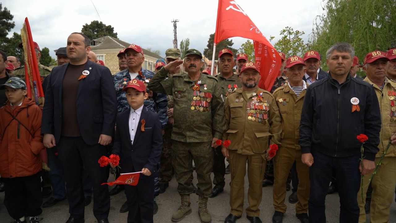 Каякентский район встретил участников автопробега к 80-летию Победы