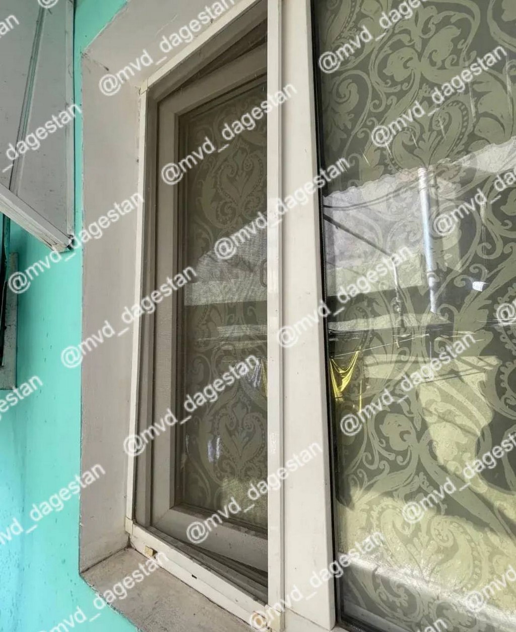 Полицейские вернули махачкалинке похищенные у нее ювелирные украшения