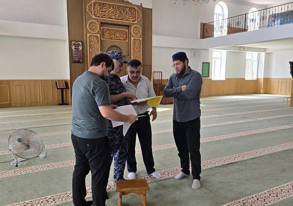 В Новолакском районе усиливают работу по актуализации объектов религиозных организаций