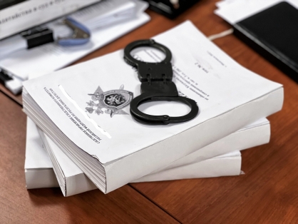 Жителя Махачкалы задержали за применение насилия в отношении полицейских