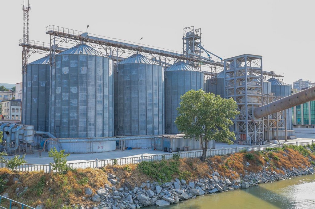 Махачкалинский порт показал лучший результат по перевалке зерна с 2020 года