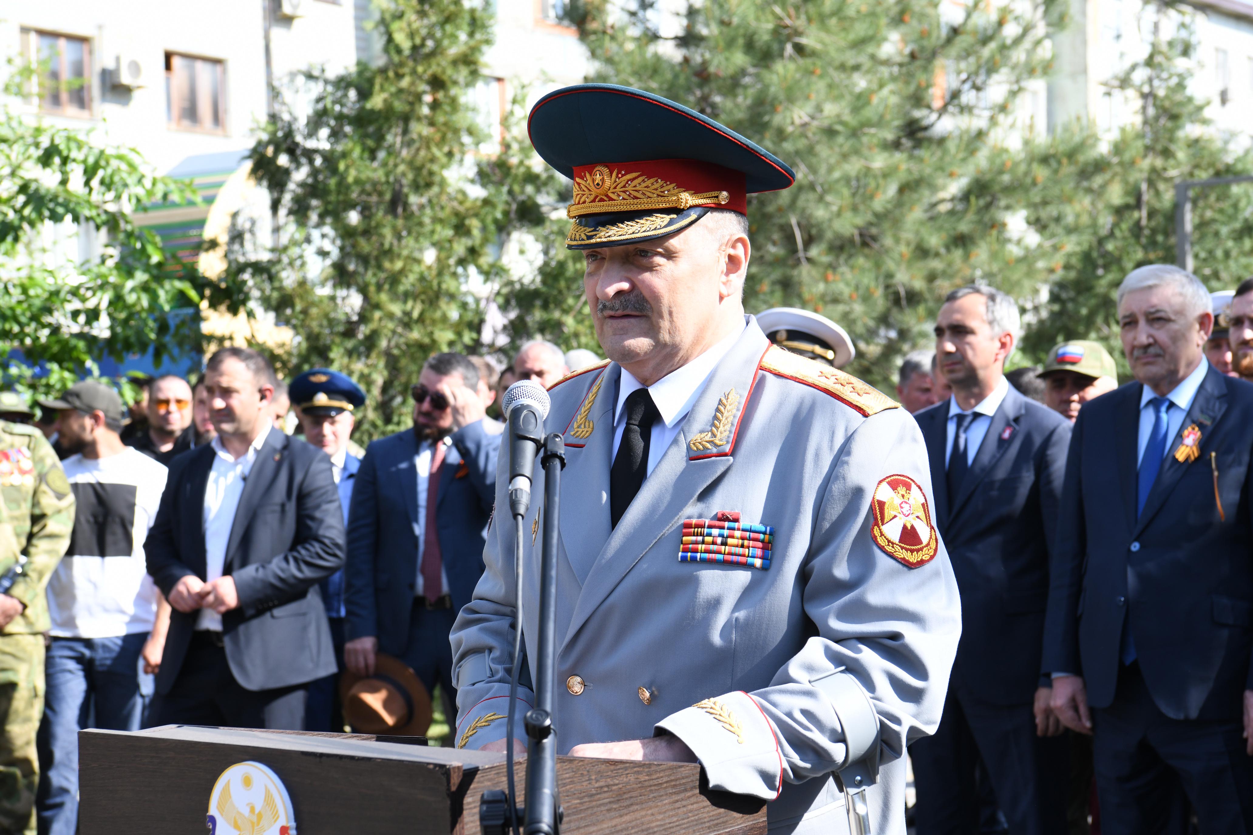 В дагестанском Каспийске открыли Аллею Героев СВО