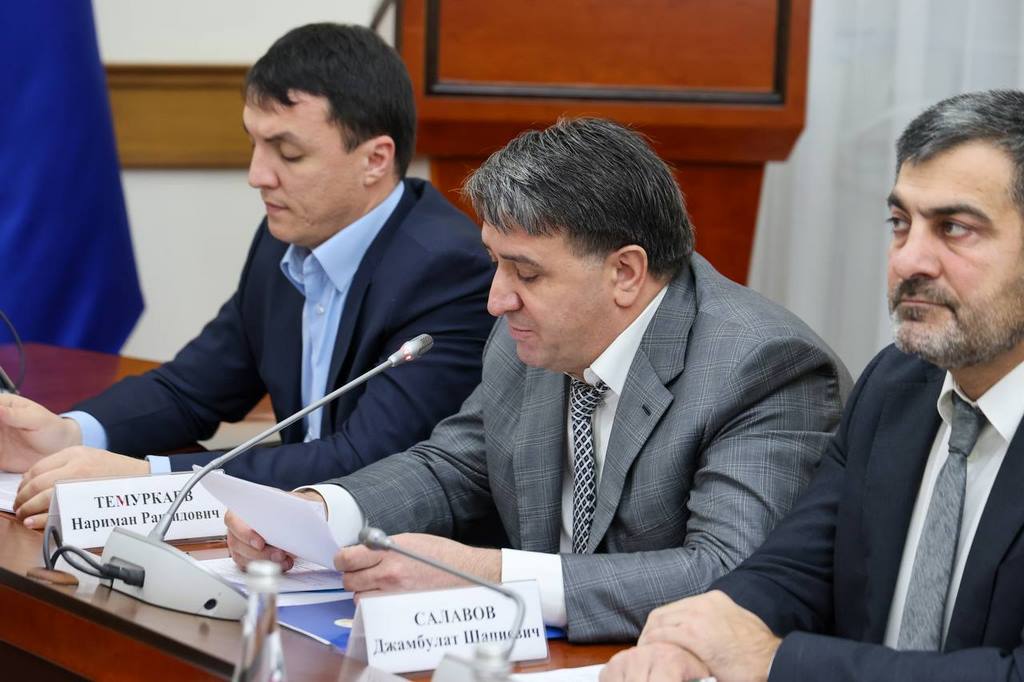 На транспортных объектах Дагестана продолжают создавать условия для людей с ОВЗ