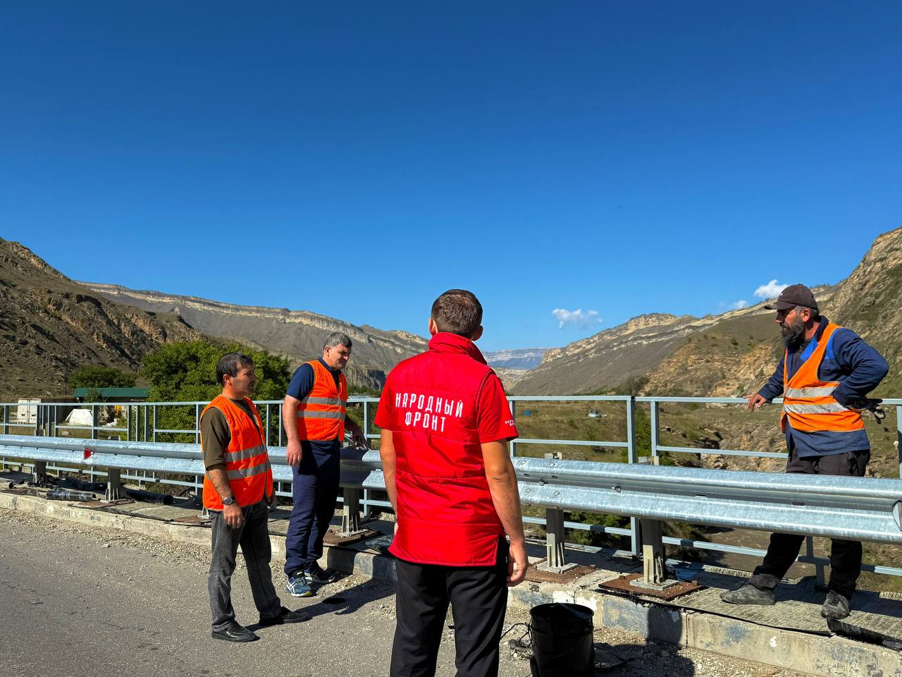 Общественники проверили качество и ход реконструкции дороги, связывающей 8 районов Дагестана