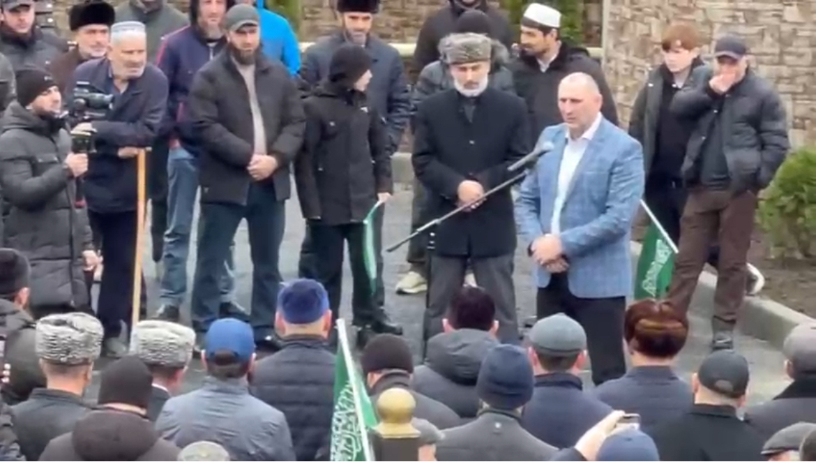 В Новолакском районе открыли реконструированную мечеть после многолетнего ремонта