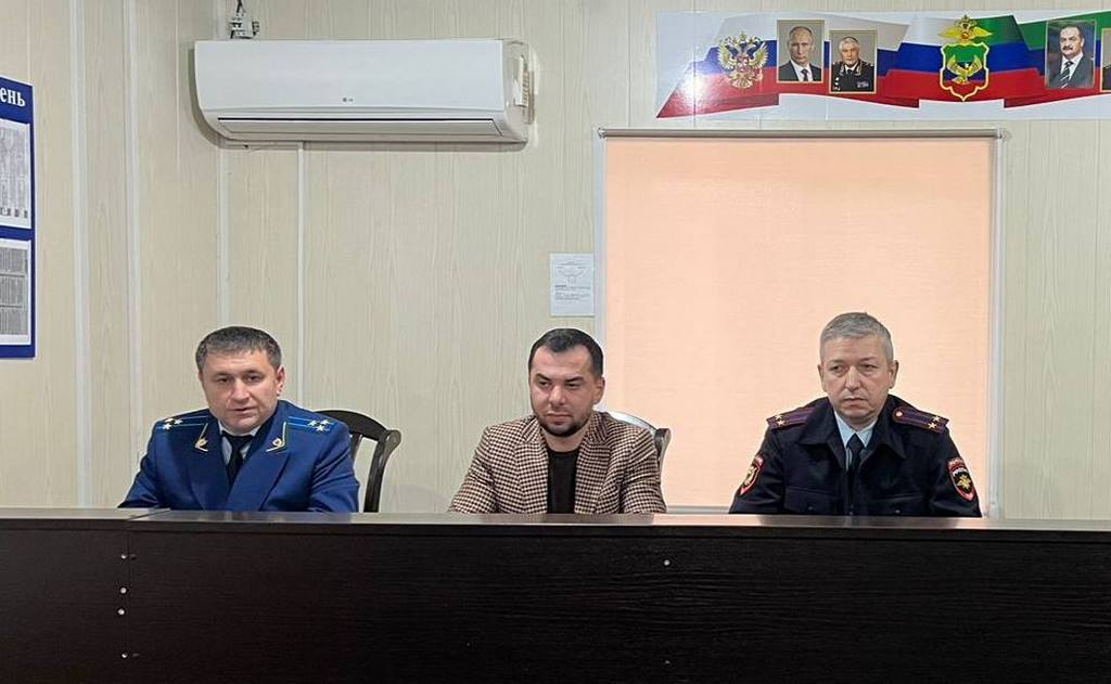 Прокурор Южно-Сухокумска встретился с предпринимателями