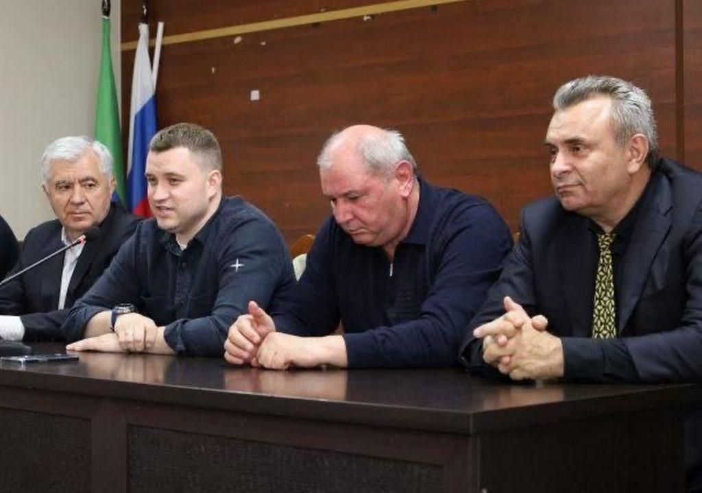 Артем Бичаев встретился с жителями Лакского района в рамках рабочего визита