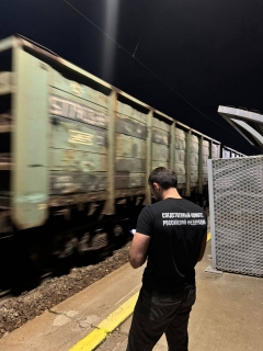 В Махачкале поезд сбил 19-летнюю девушку