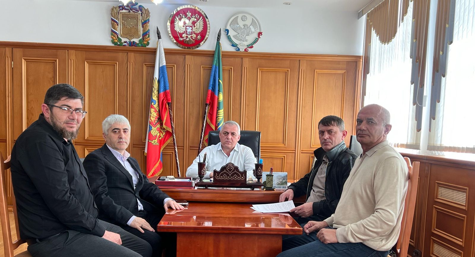 Глава Гергебильского района встретился с депутатом НС РД Джамалудином Нажмудиновым