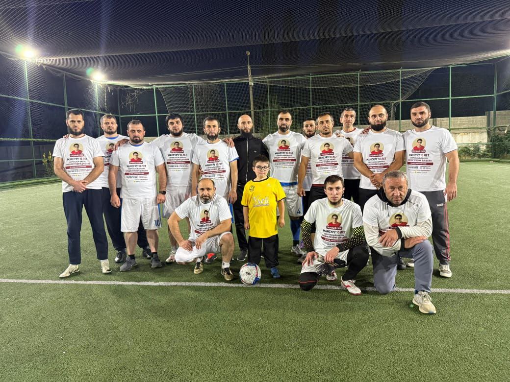Благотворительный футбольный матч прошел в Сулейман-Стальском районе
