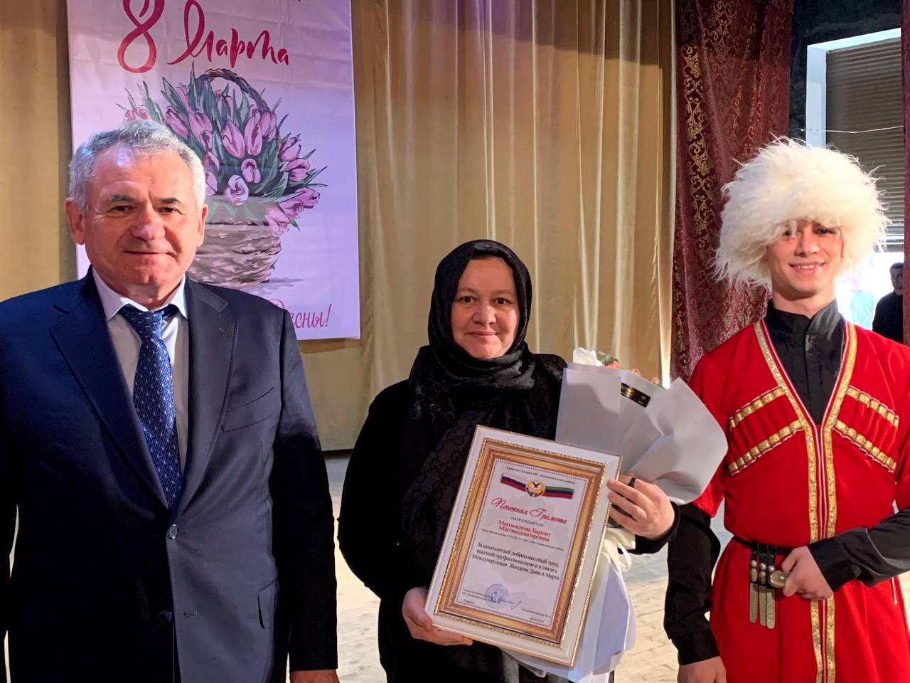 В Доме культуры Левашей прошел праздничный концерт, посвященный Международному женскому дню