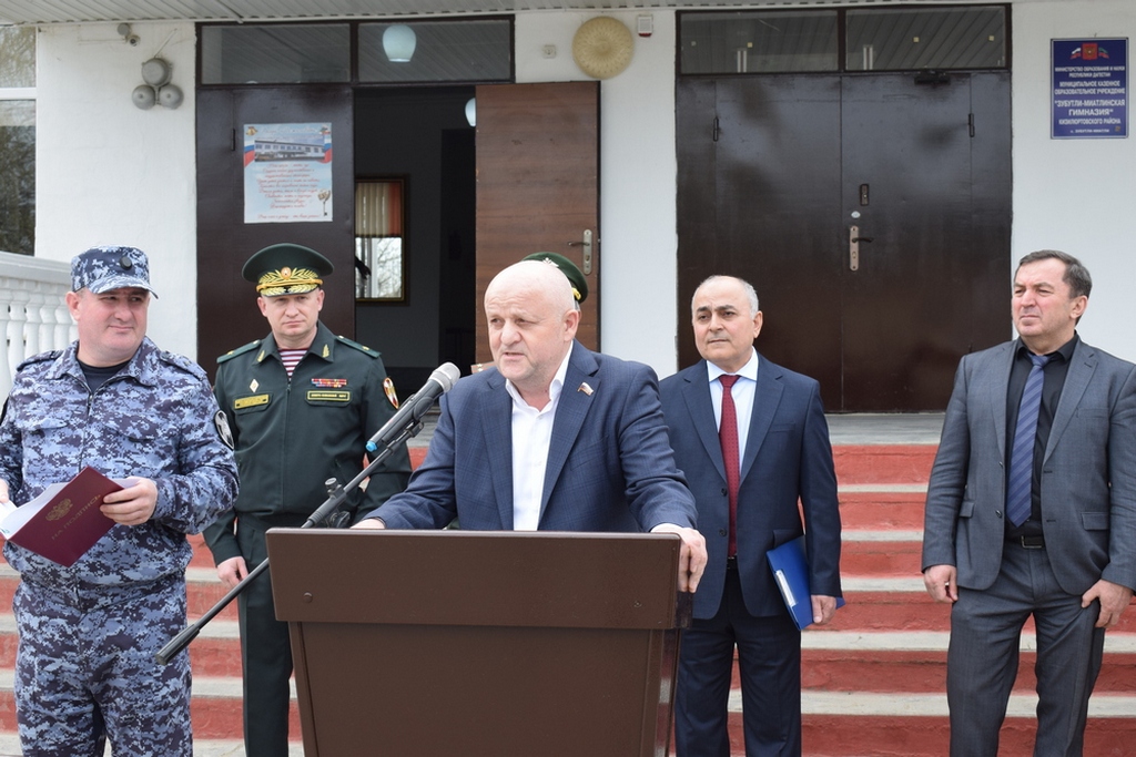 Профильный класс Росгвардии открыт в Дагестане