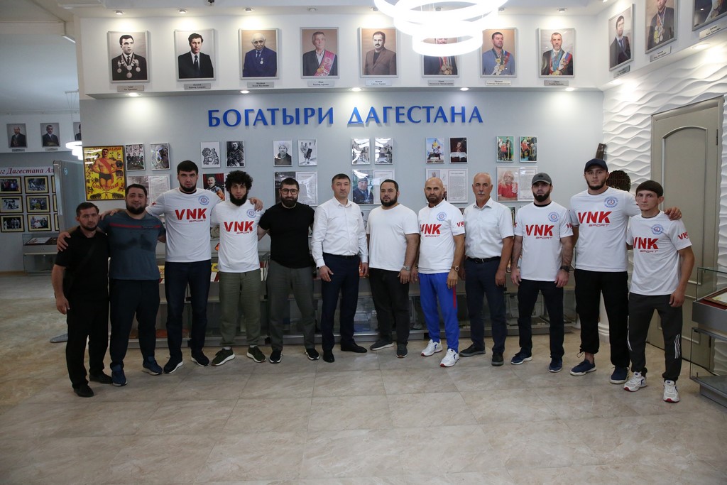 Дагестанские мастера по ушу-саньда отправились на Чемпионат мира