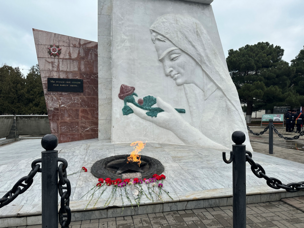 В Каспийске прошли памятные мероприятия, посвященные Дню снятия блокады Ленинграда