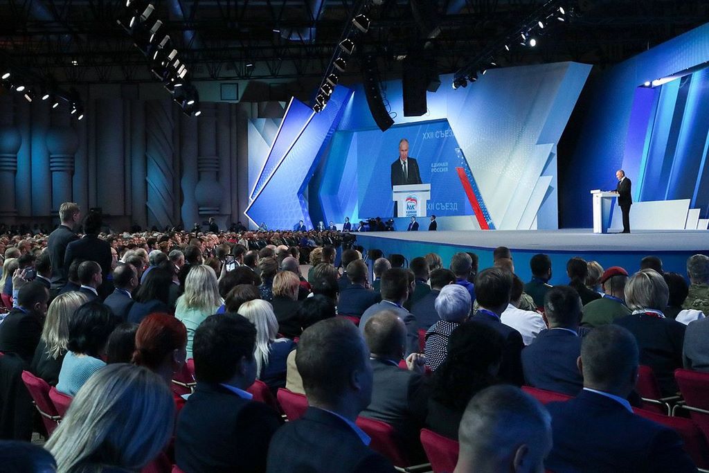 Владимир Путин на Съезде «Единой России» поставил перед партией новые задачи