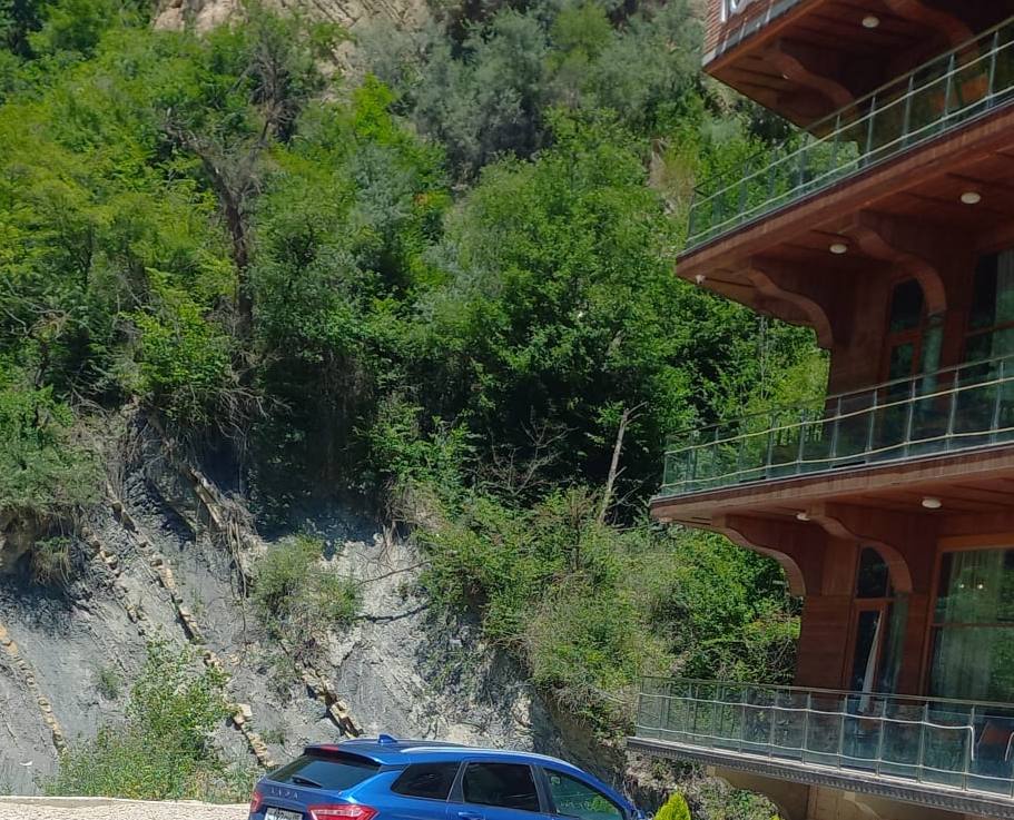 В Дагестане осудят чиновника за разрешение на строительство у водопада