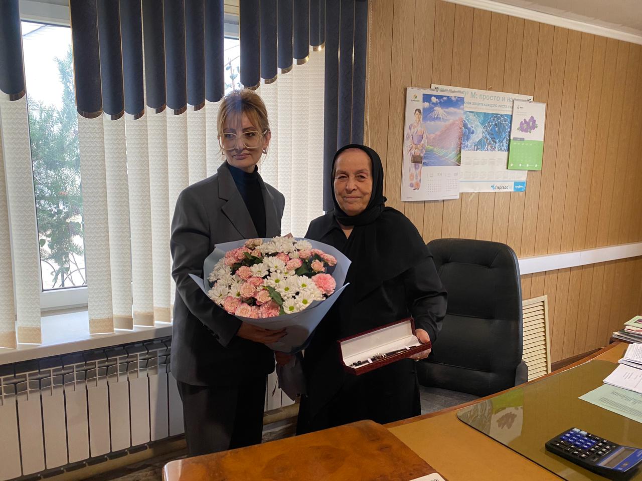 Асият Алиева посетила виноградарское предприятие «Кировский» в Каякентском районе