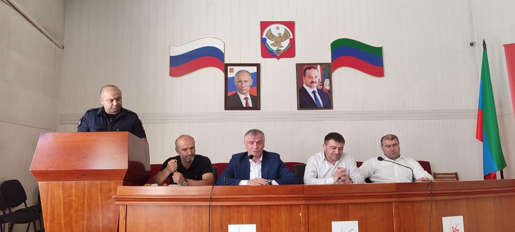 Планы по развитию Движения Первых обсудили власти Тляратинского района