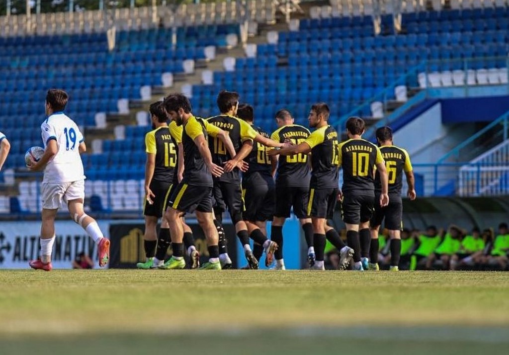 «Анжи» сыграет с ФК «Динамо-Дагестан» в матче Третьей лиги