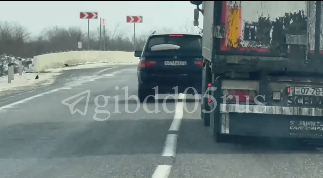 Свыше 5600 водителей в Дагестане наказали за выезд на встречную полосу