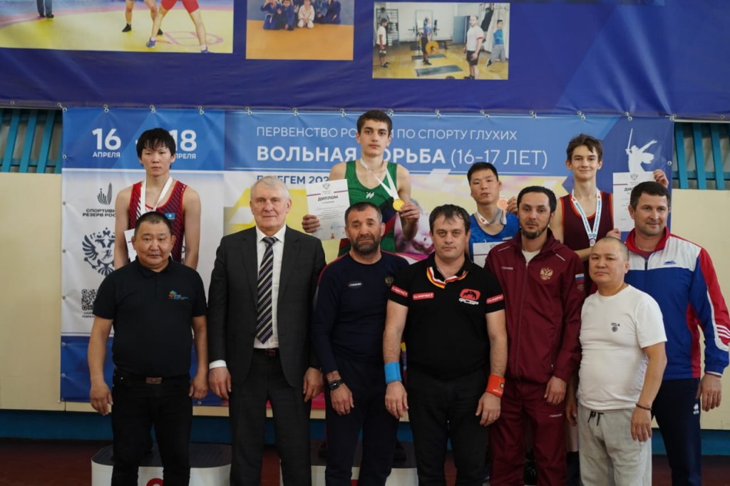 Дагестанские борцы победили на Первенстве России