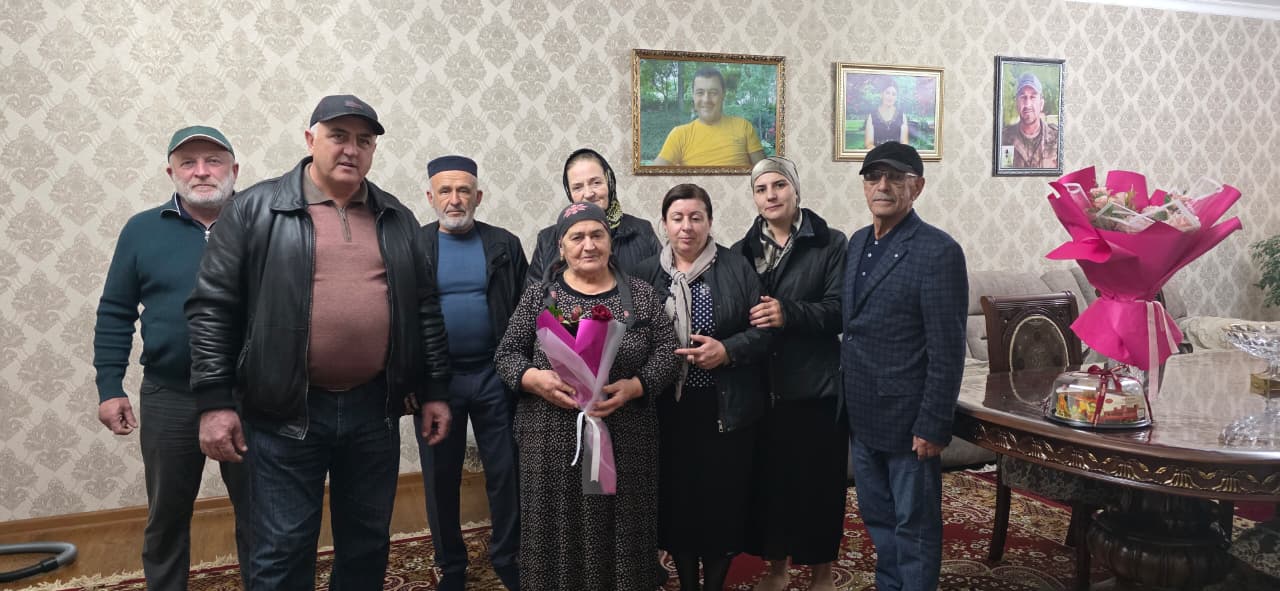 Сердечная поддержка и память о героях: в Капкайкенте отметили День матери