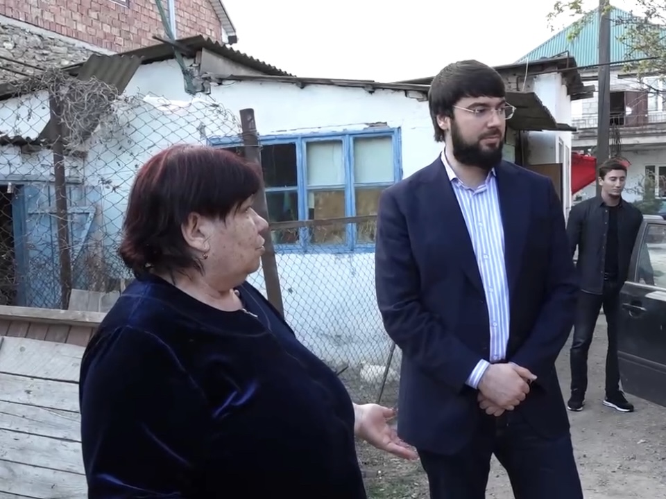 Депутат Хабибулла Магомедов поздравил малоимущие семьи с Ураза-байрамом