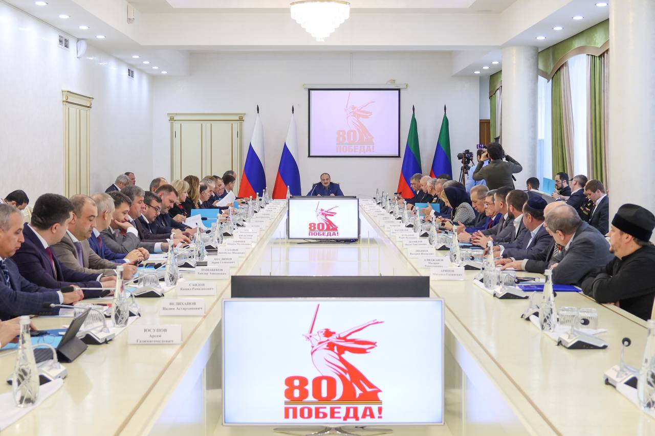 Делегацию из Дагестана пригласили на открытие памятника Магомеду Гаджиеву в Мурманской области