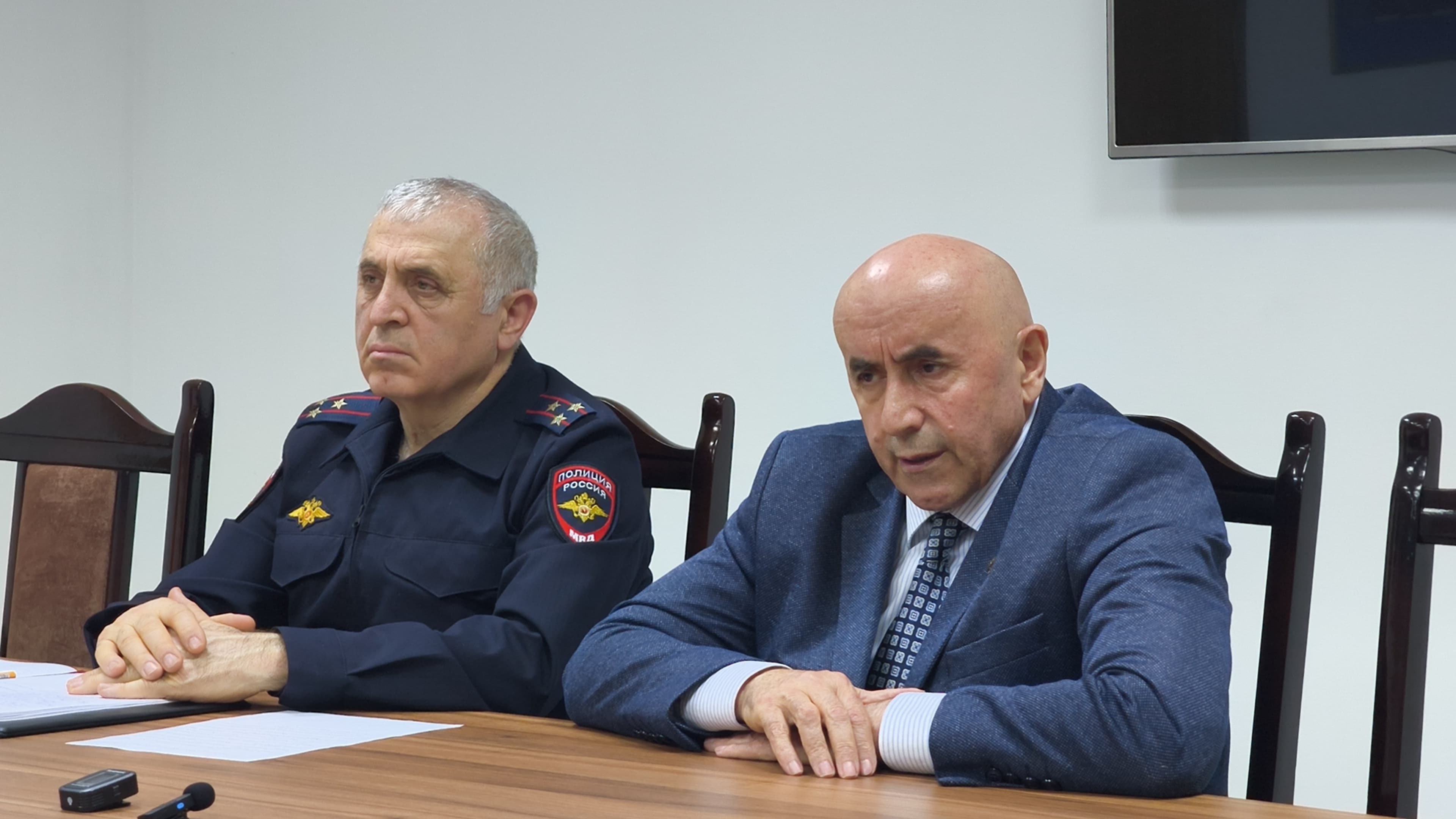 Должностные лица МВД Дагестана встретились с представителями строительного бизнеса