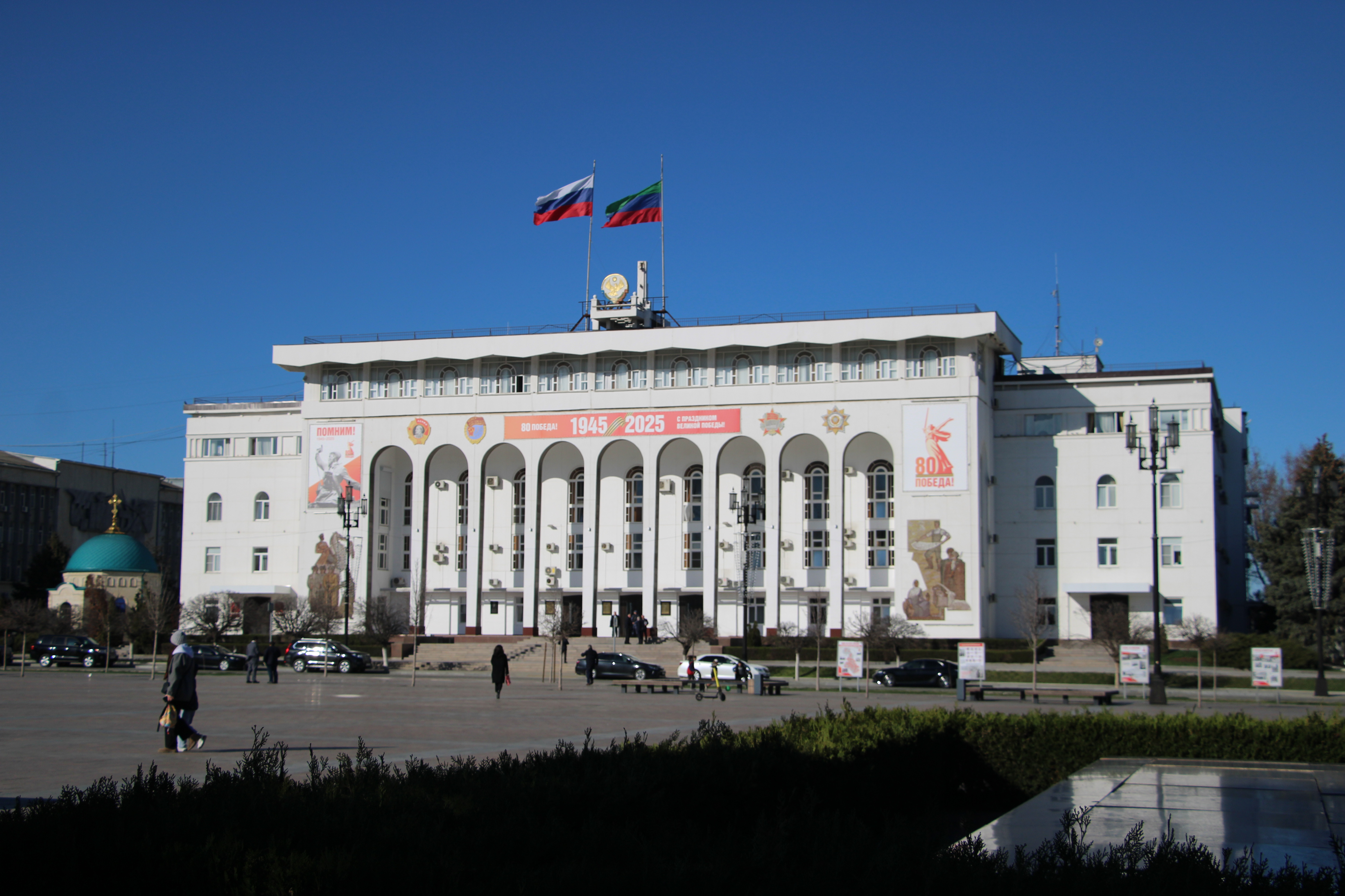 Глава Дагестана Сергей Меликов на совещании обозначил актуальные задачи на апрель