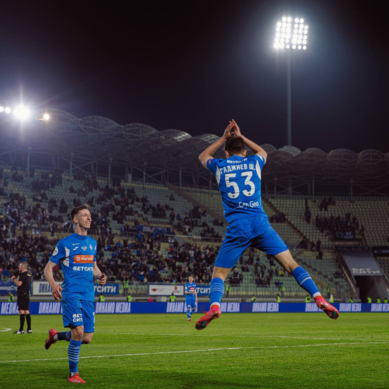 «Динамо» разгромило «Крылья Советов»