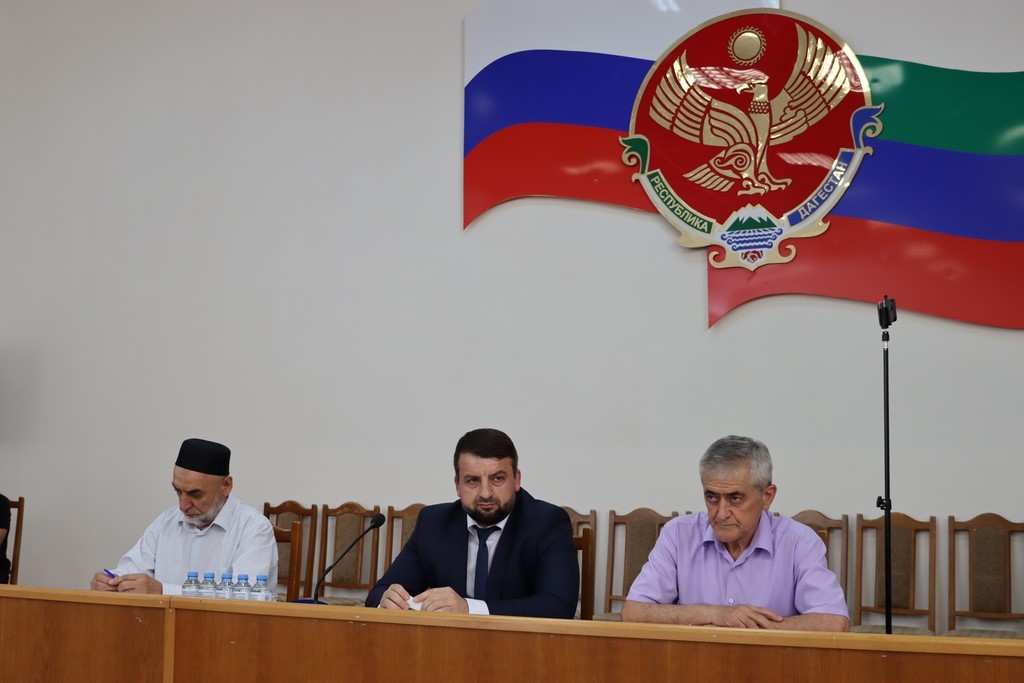 В Избербаше на собрании актива обсудили вопросы жизнедеятельности города