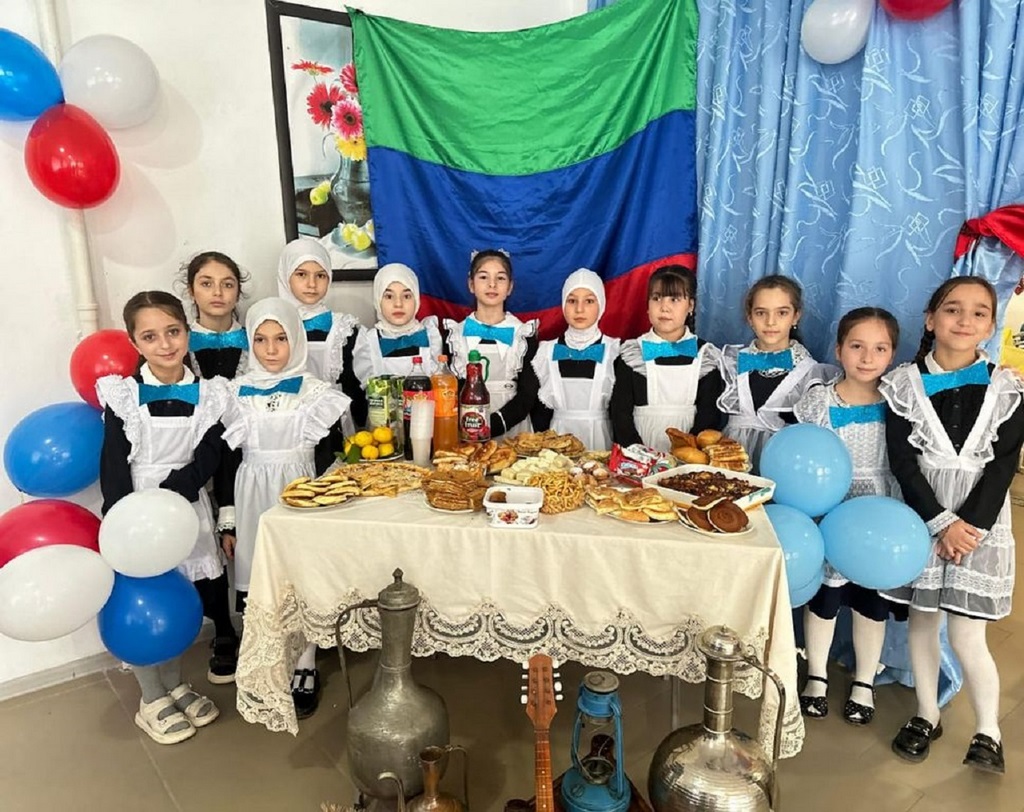 Празднование Дня народного единства в Кизляре прошло на десятках площадок