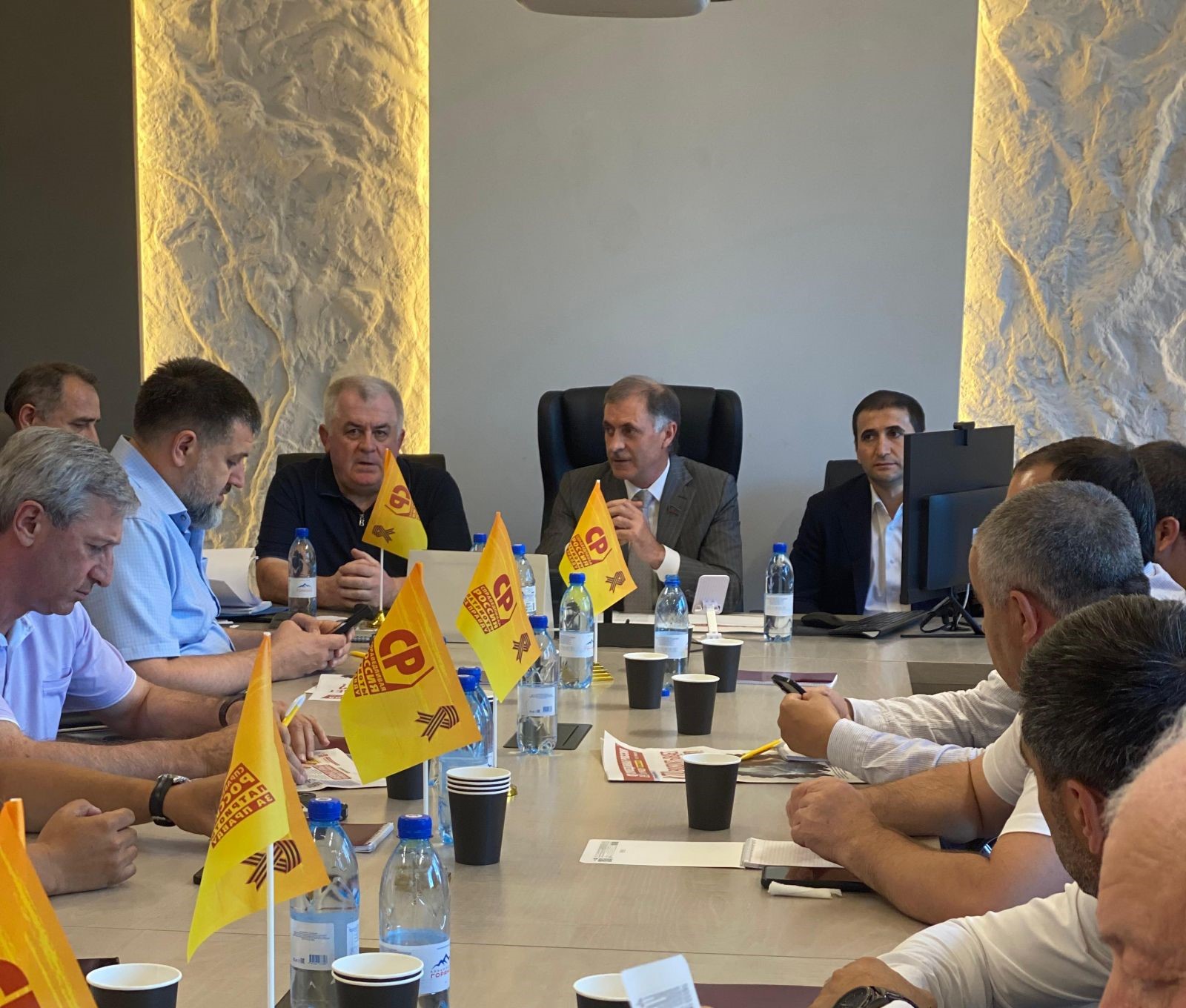 Совещание местных отделений партии «Справедливая Россия – За правду» прошло в Махачкале