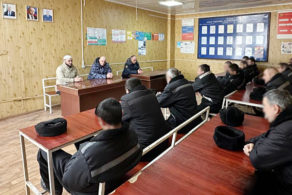 В исправительной колонии № 7 прошла встреча осужденных с представителем Муфтията РД