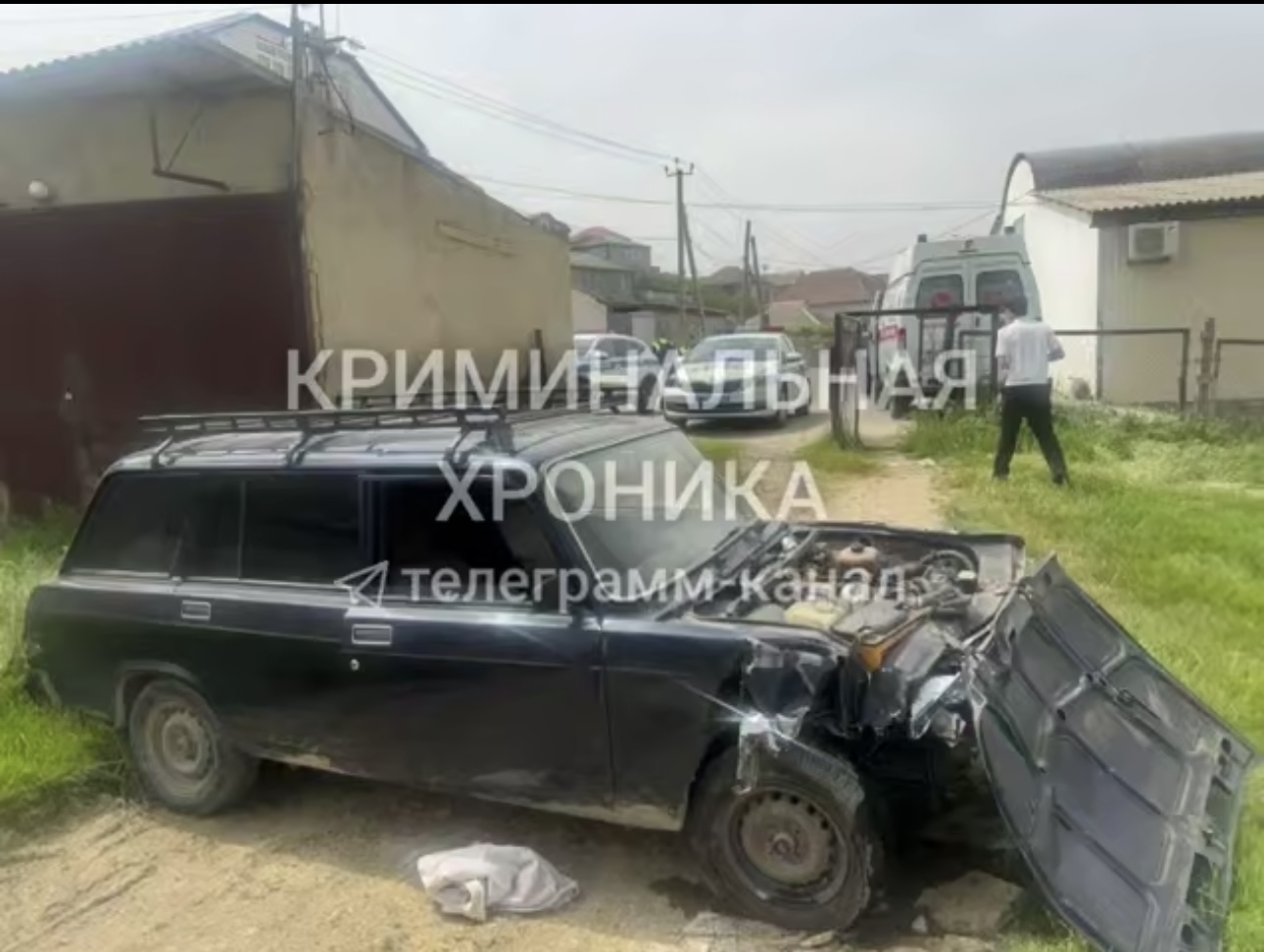 Два подростка из Дагестана угнали чужой автомобиль и разбили его