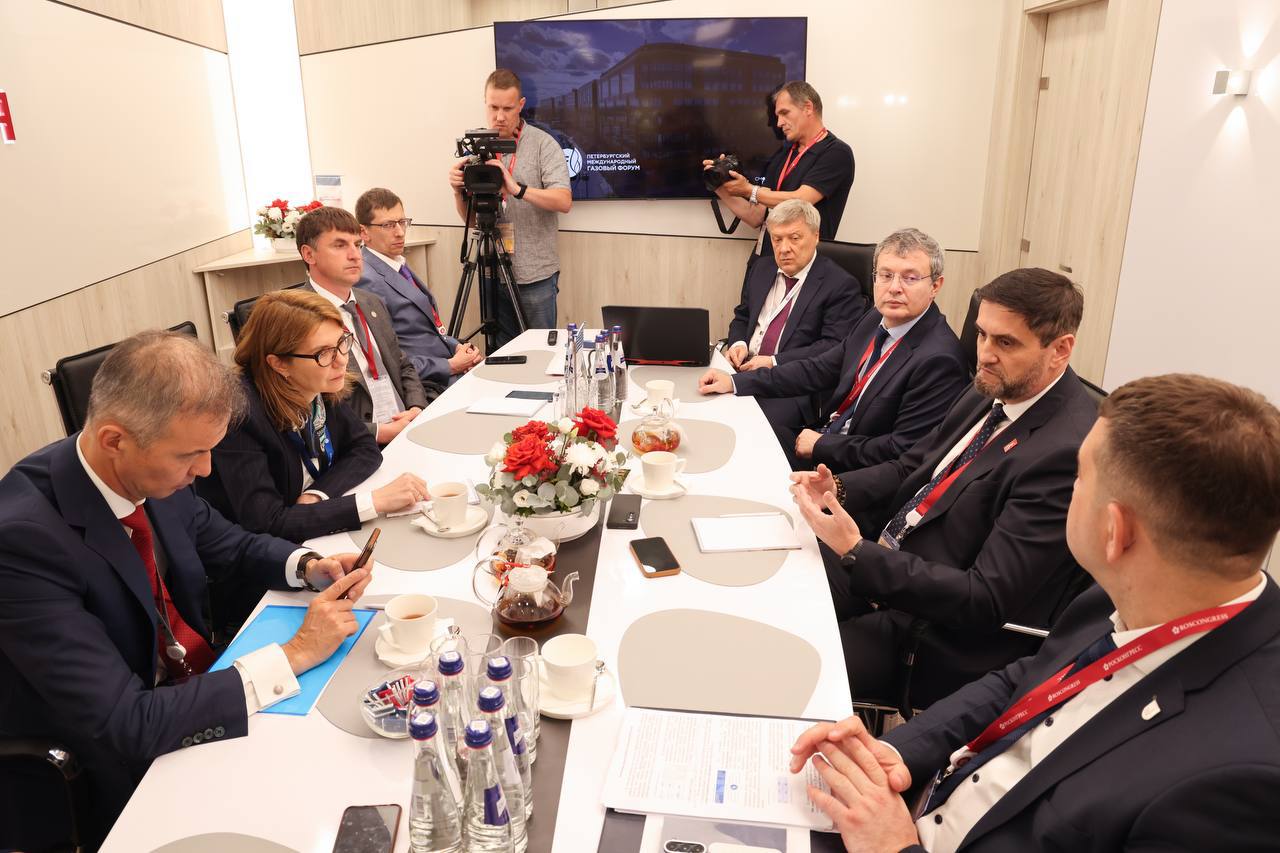 Внедрение единого платежного документа в сфере ЖКХ обсудили на ПМЭФ