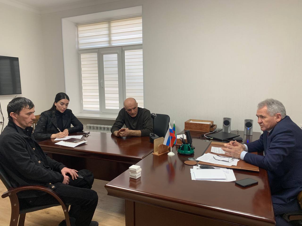 Глава Левашинского района встретился с участником СВО