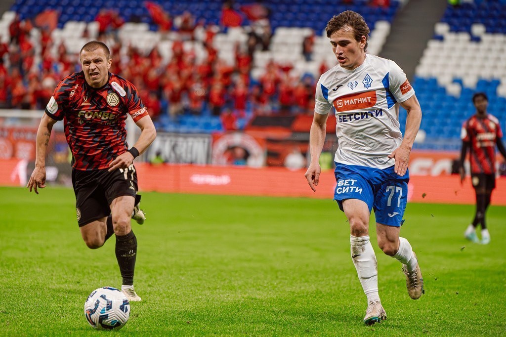 «Динамо» сегодня сыграет с «Акроном»