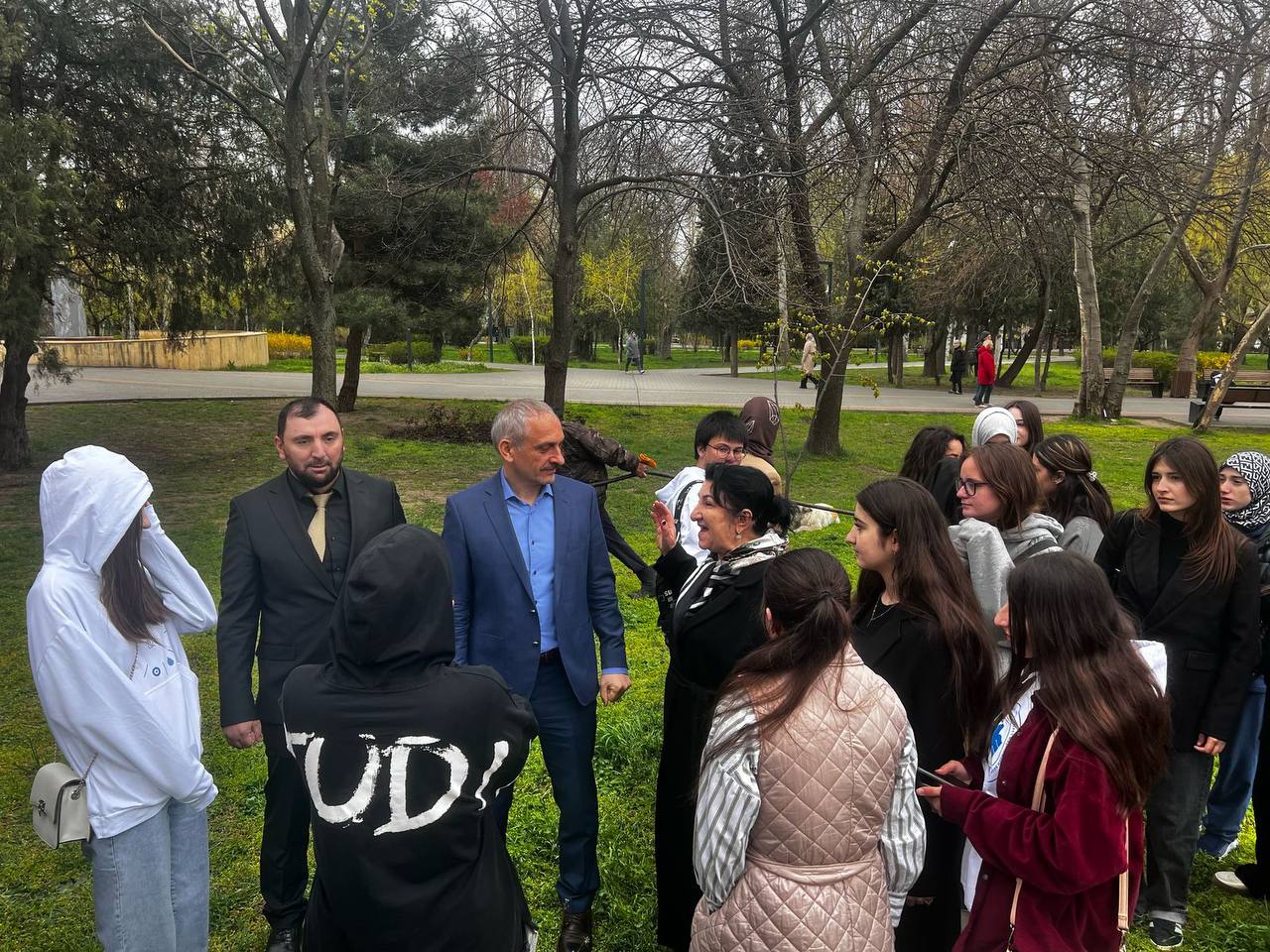 Ежегодная акция «Сирень Победы» прошла в Махачкале