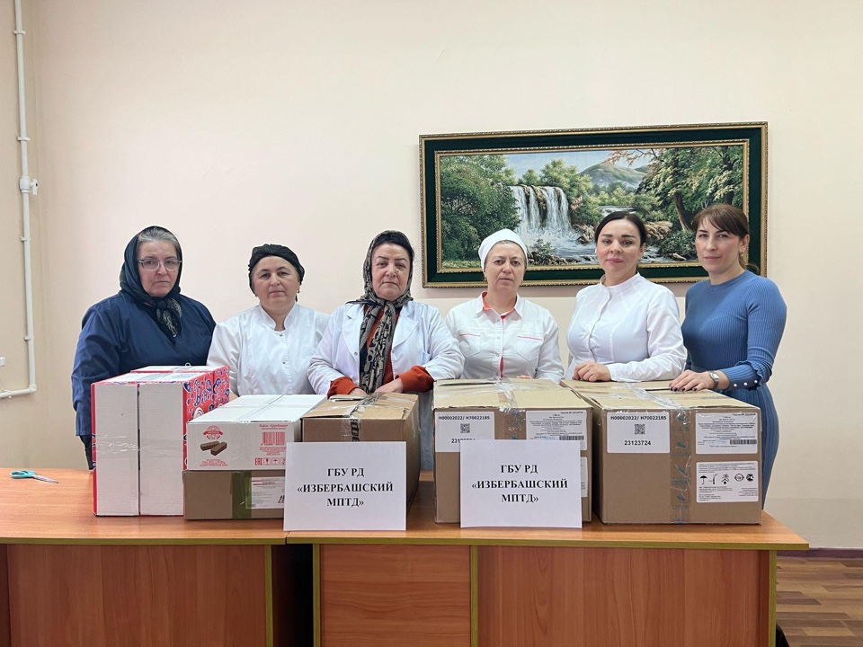Профсоюз противотуберкулезного диспансера Избербаша организовал отправку гумгруза для участников СВО