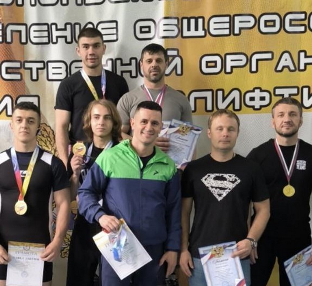 Дагестанский пауэрлифтер выиграл соревнования в Ставропольском крае
