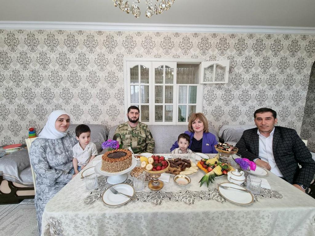 Депутаты «Единой России» посетили семью участника СВО в Международный день семьи