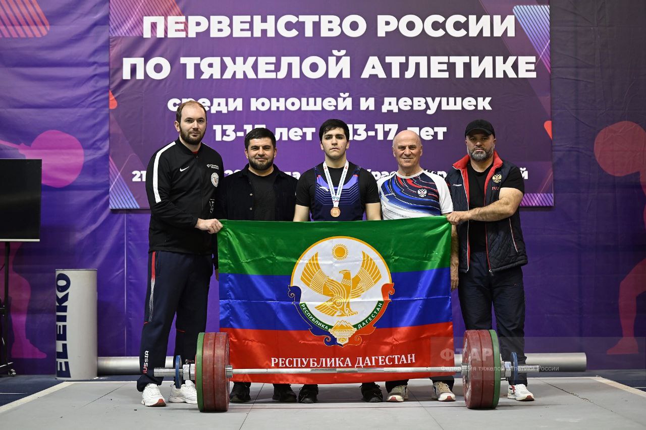 Тяжелоатлет Изамутдин Абдулаев стал призером Первенства России