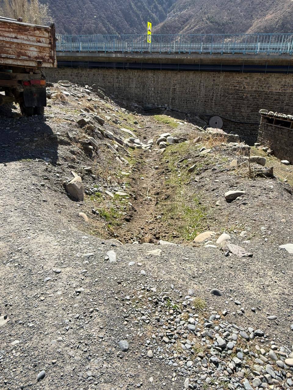 Дагмелиоводхоз восстановит заброшенный после обвала мелиоративный канал в Рутульском районе