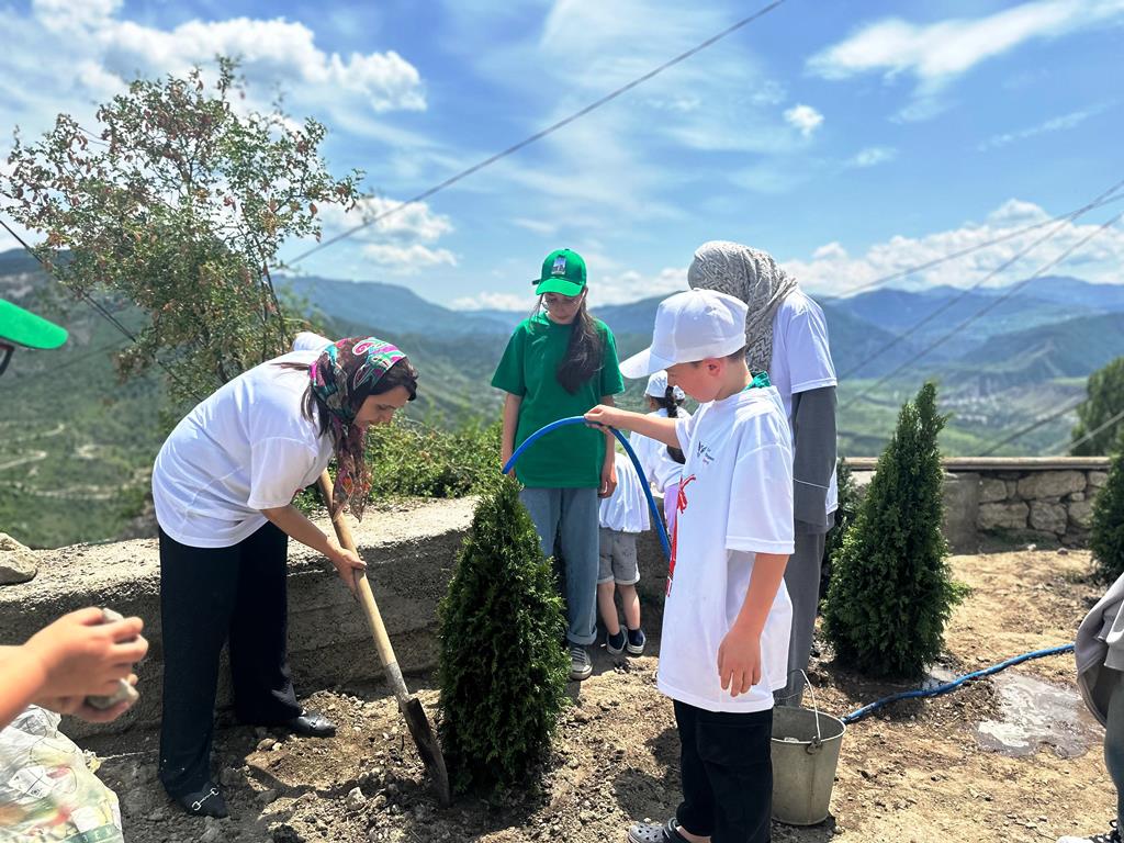 В Гунибском районе поддержали экологическую акцию «Марафон зеленых дел»