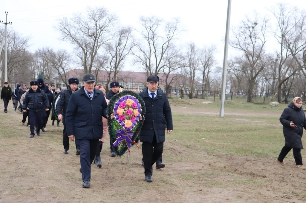 Секретарь Совбеза РД посетил мероприятие памяти З. Акмурзаева в Ногайском районе