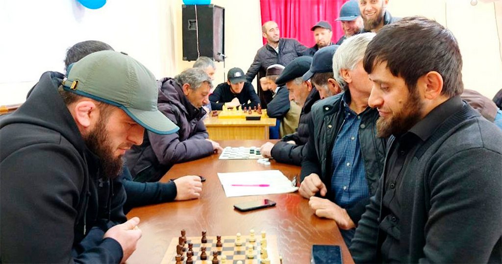 В Цунтинском районе прошел турнир по шашкам к 80-летию Победы